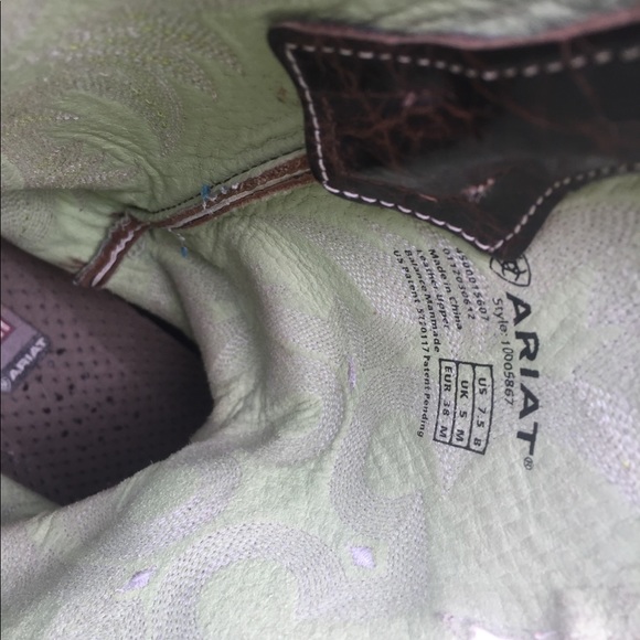 Ariat boot 🤠 - Picture 4 of 8